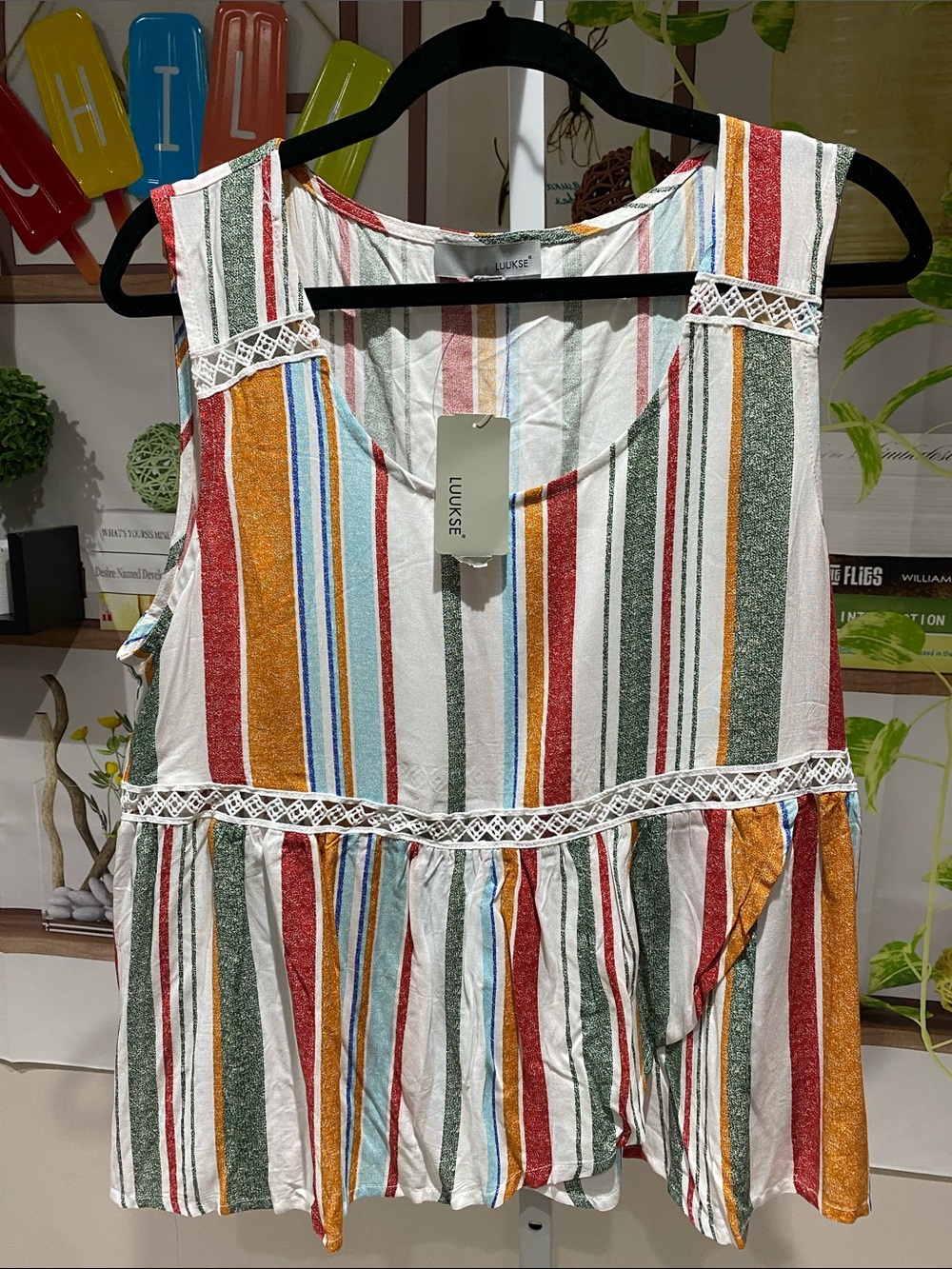 LUUKSÉ Multicolor Striped Lace-Trim Tank Top XL. Ptp is 21